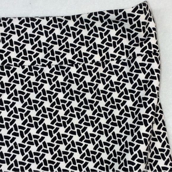Talbots Skirt Womens 14 White Black Geometric Pencil Lined Career Scalloped Hem - Picture 2 of 7